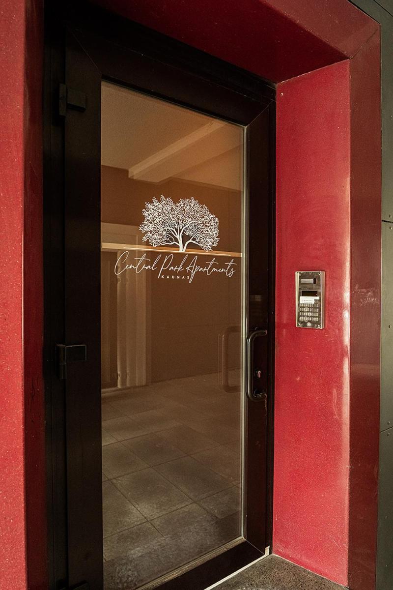 Central Park Apartments - The Luxury Collection Каунас Екстериор снимка